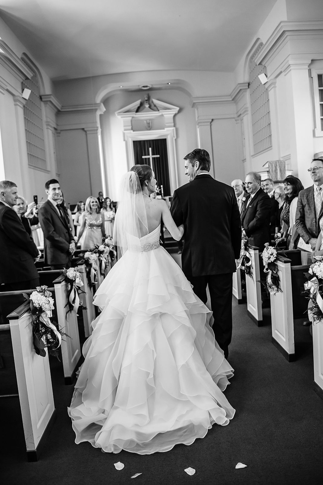 Wedding photographer black and white ceremony in Richmond
