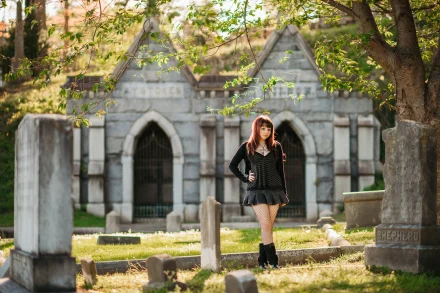 moody senior session in cemetery